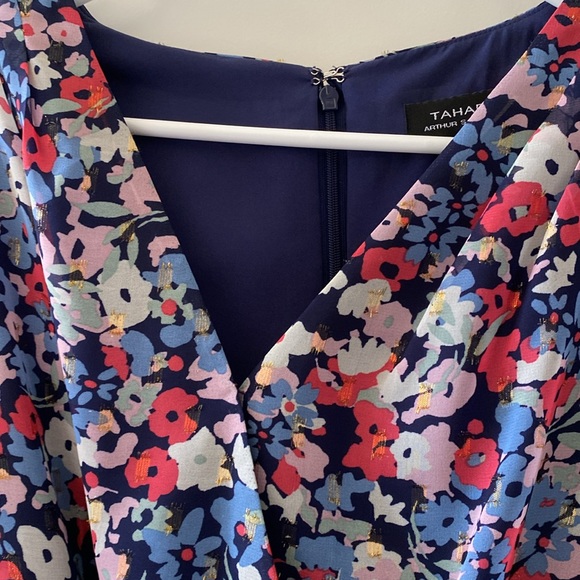 Tahari Dress , floral size 12 - Picture 3 of 9
